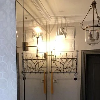 Изготовление кованой вешалки для одежды по индивидуальному дизайну